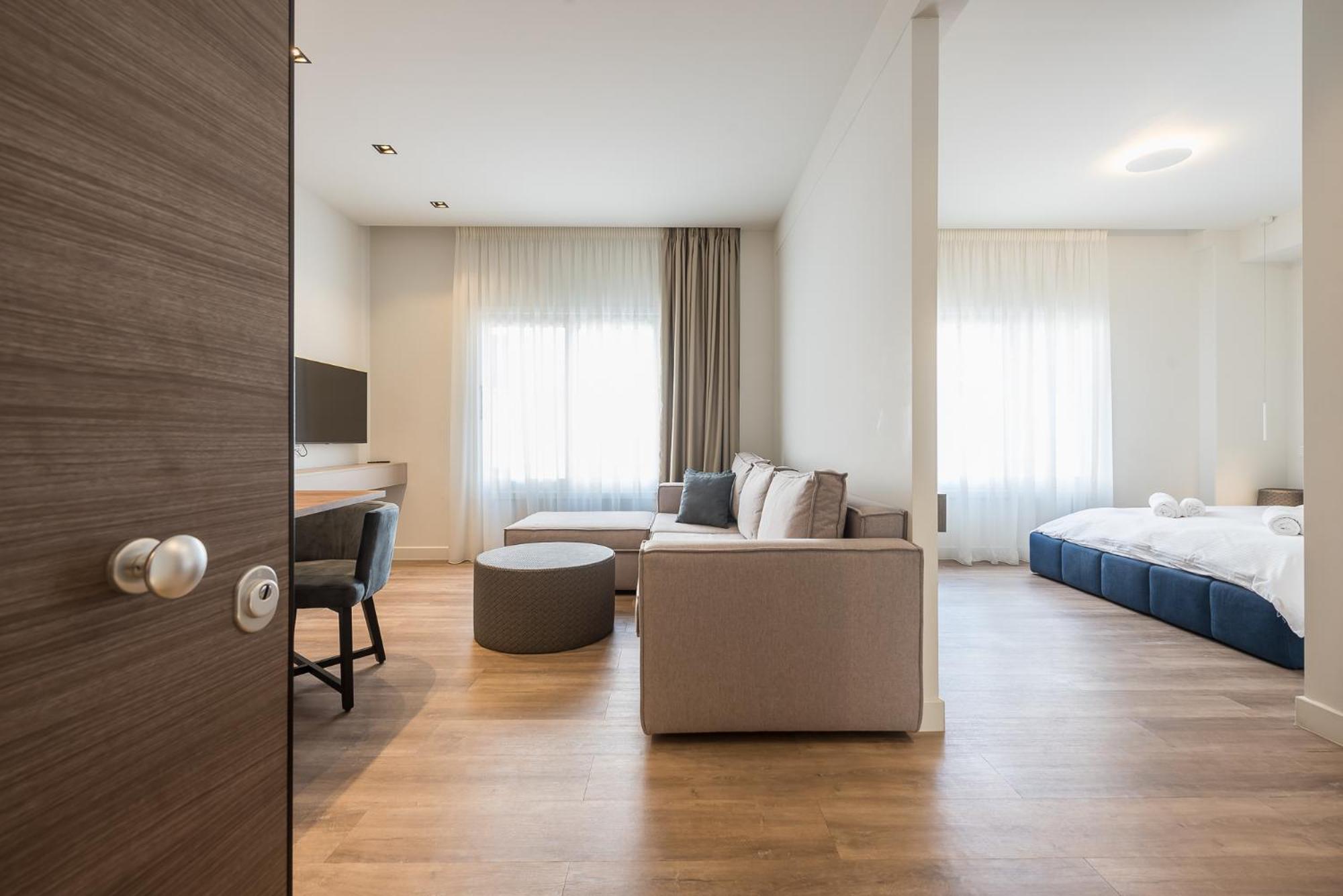 Aeiphoria Suites & Rooms - Афіни Екстер'єр фото