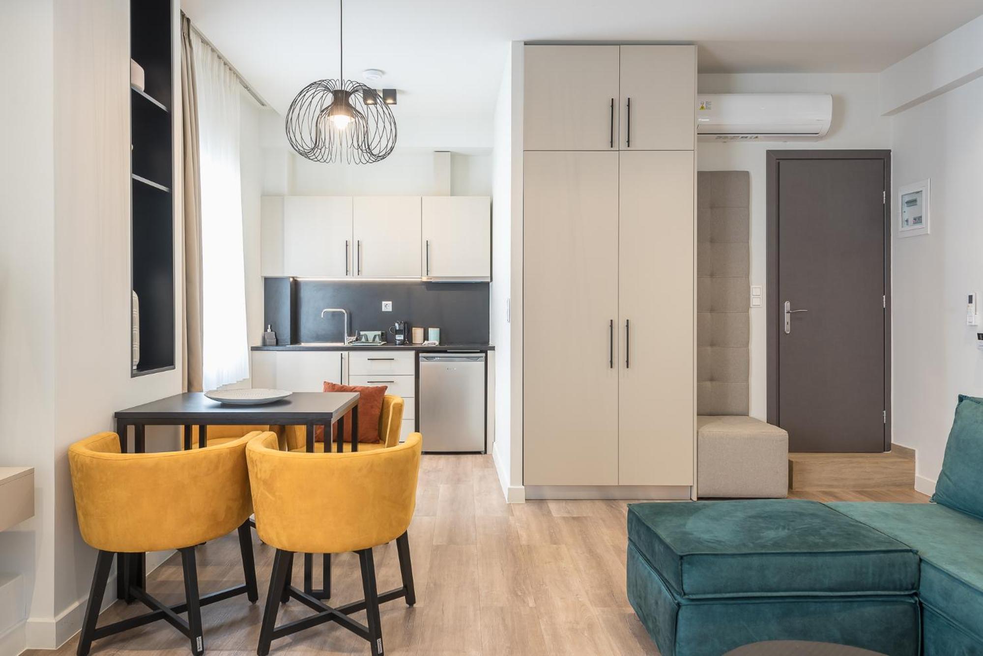 Aeiphoria Suites & Rooms - Афіни Екстер'єр фото
